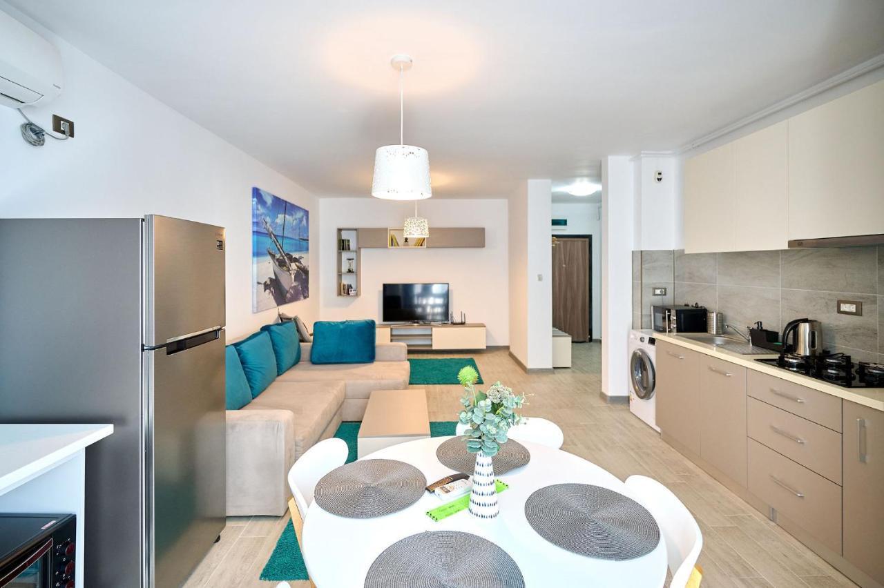 Azurre Apartment Spa And Pool Beach Resort Mamaia Exterior foto